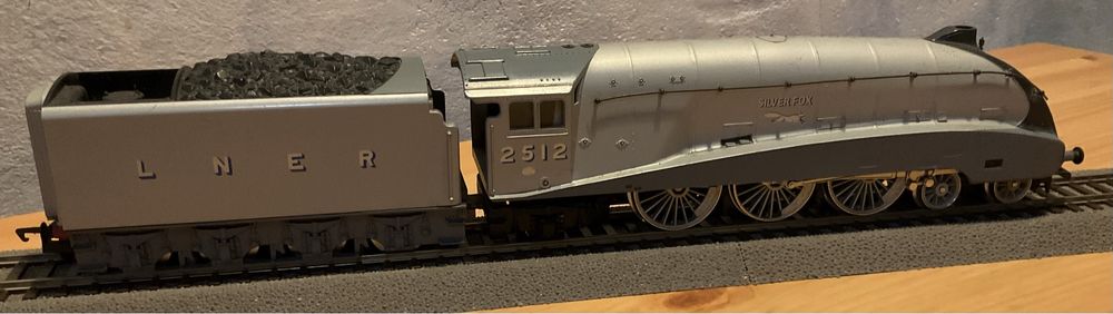 HORNBY SILVER FOX 2512 H0