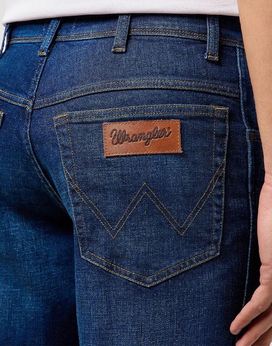 Wrangler Texas 822 Authentic Slim Blue Abyss W33 L30