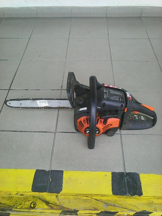 Piła motorowa okazja 100% sprawna WARTO !!!