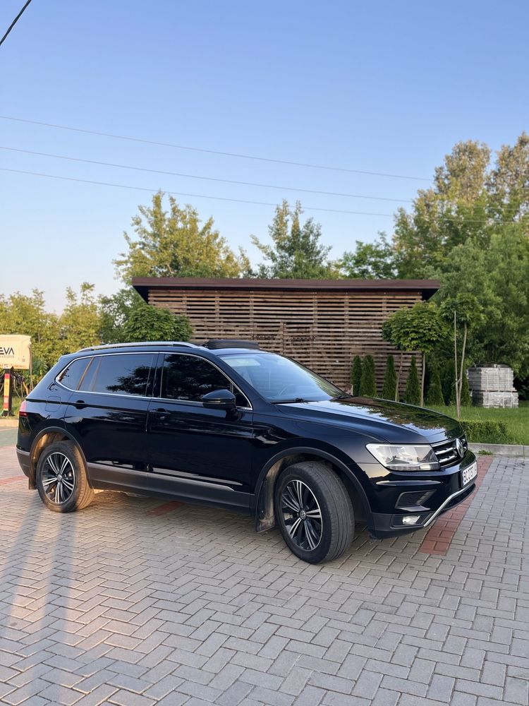 Продам Volkswagen Tiguan SEL