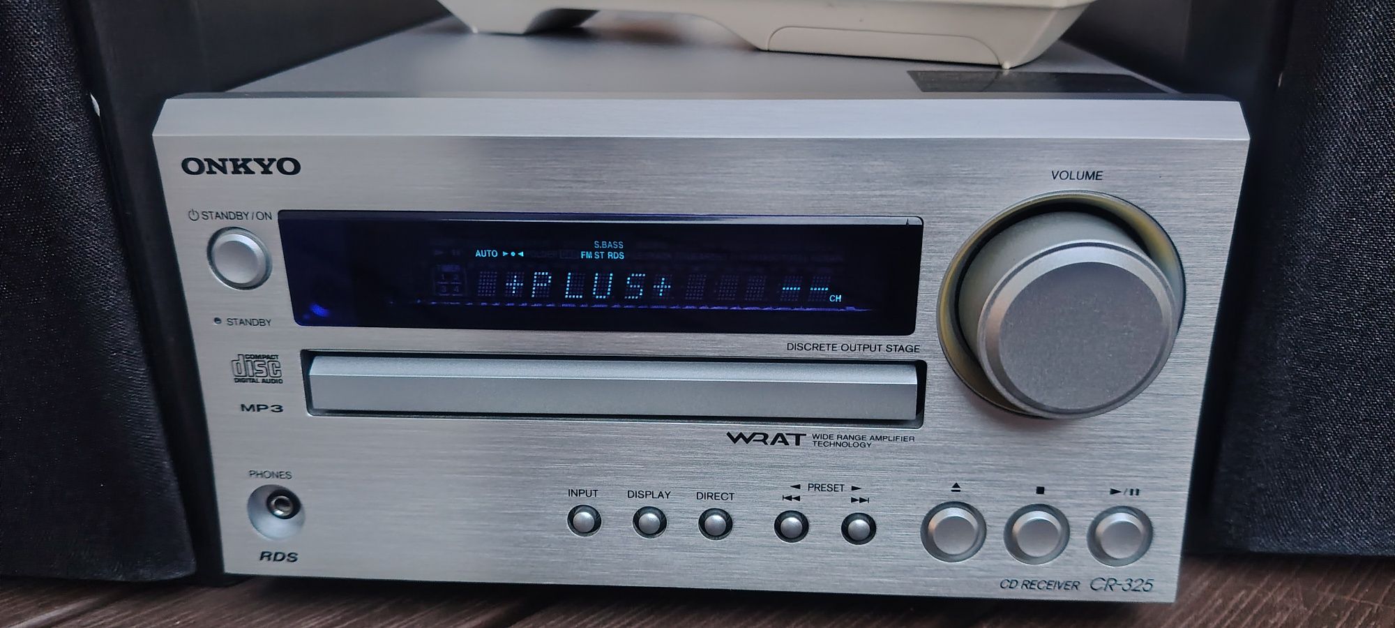 Wieża onkyo CR 325 z pilotem