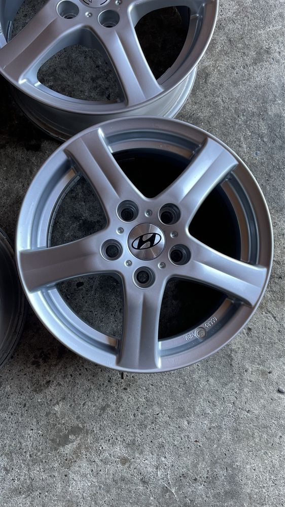 Диски r15 5/114.3 et46 Hyundai i30