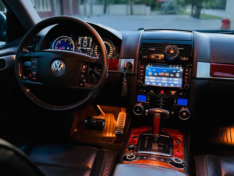 Volkswagen Touareg 2004р.