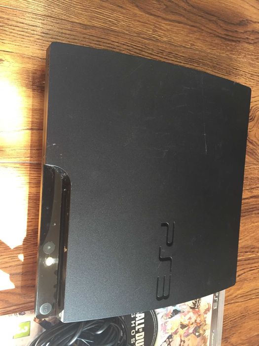 Sony Playstation 3 Slim PS3 Чотири джойстика, купа iгор та  дискiв