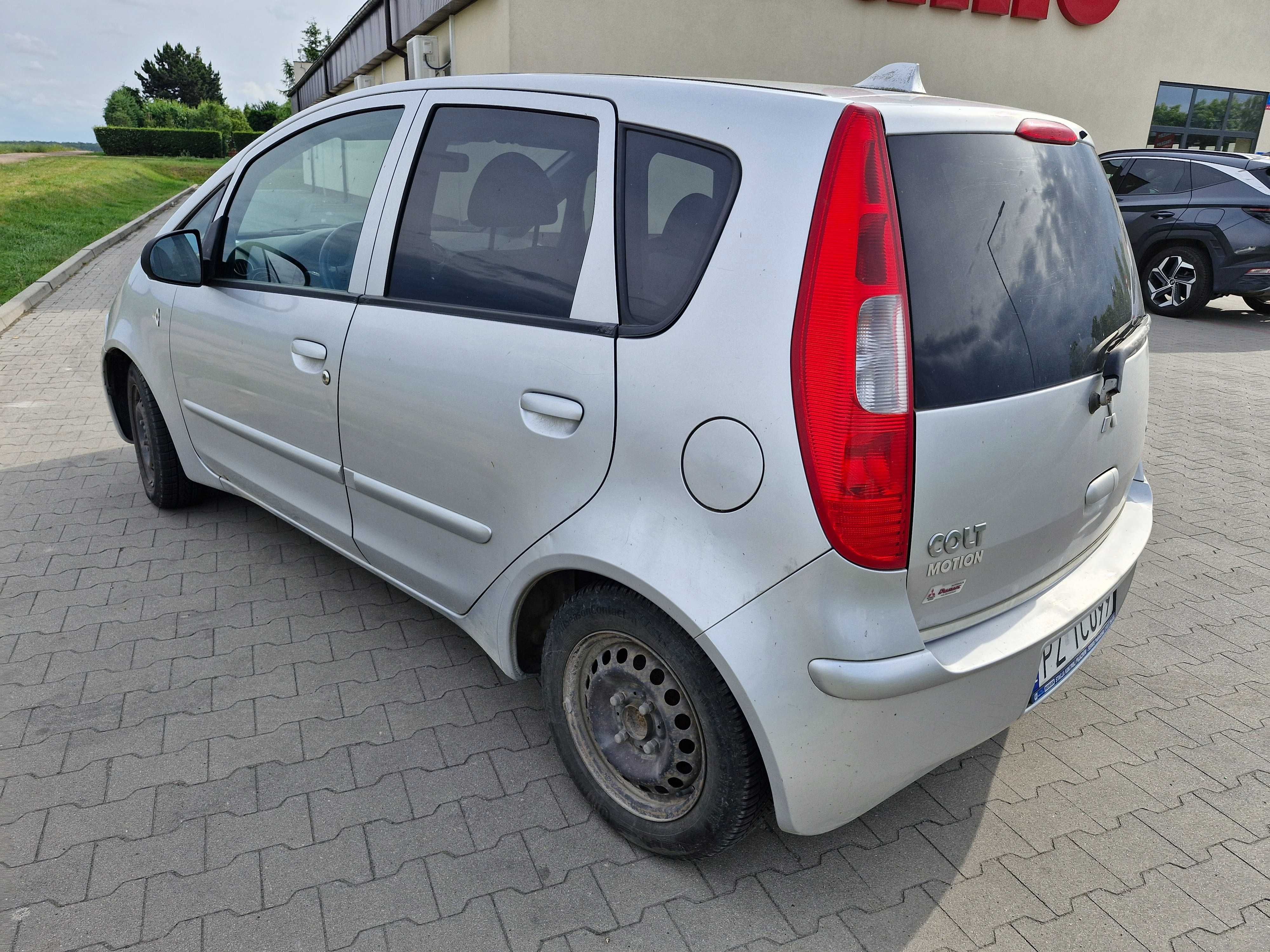 Mitsubishi colt 1.3 2006r