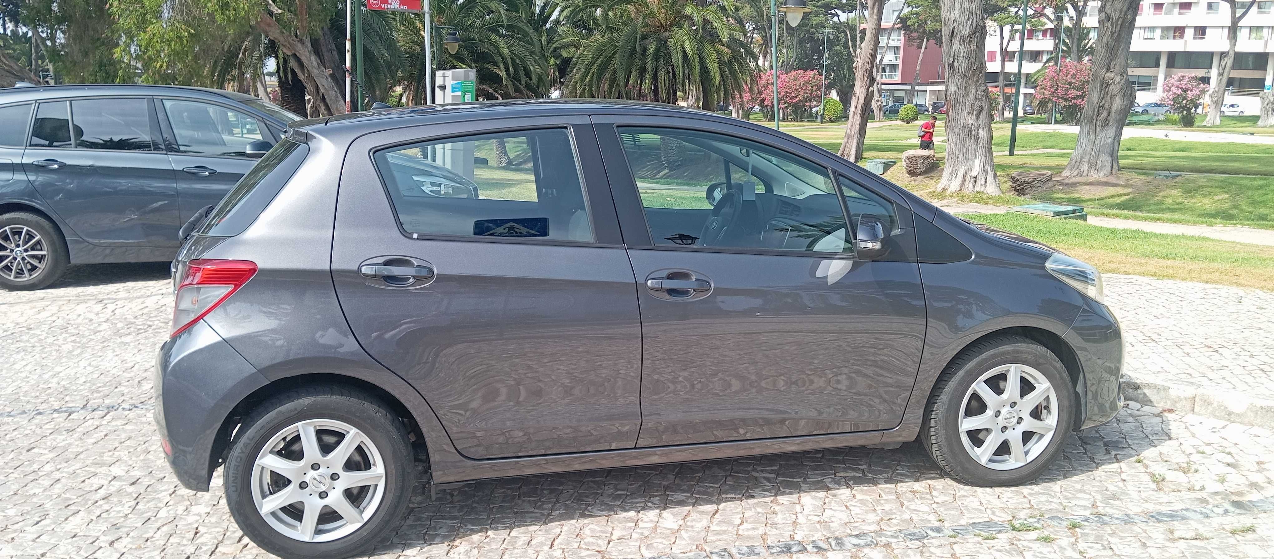 Toyota Yaris 2.4 d4d 89000 km