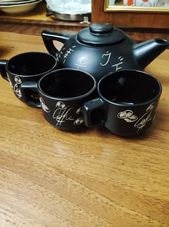 Кофейный набор (чайник + 6 чашек)
