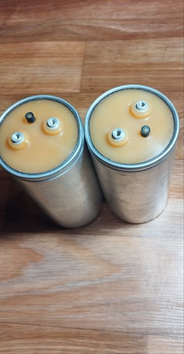 Конденсатори  К50-18