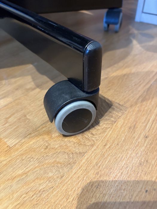 Fotel biurowy Ikea Flintan z podłokietnikami