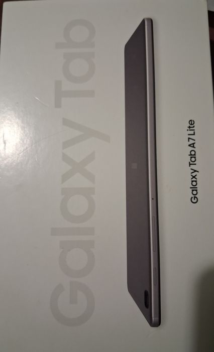 Планшет Samsung Galaxy Tab A7 Lite 
• Дисплей: 8.7" TFT (1340×800)