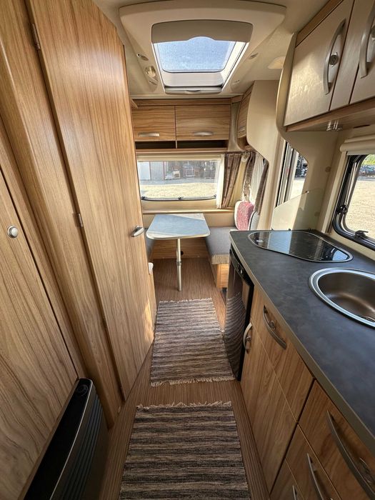 Hymer Eriba Nova Light 442 Super Stan 2022r TV Solar