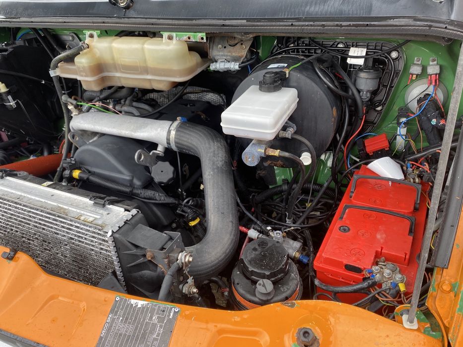 Iveco daily 65c15 2,8  doka najazd hydrauliczy ( 50c 70c 72c )