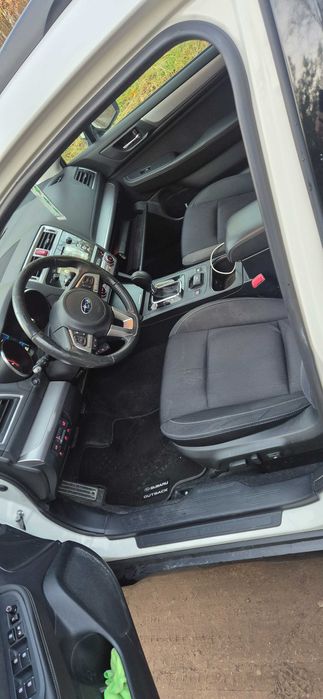 Subaru outback bogata wersja diesel boxer