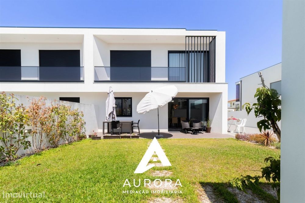 Moradia T4 Moderna em São João de Ver – Próxima de Santa Maria da Feir