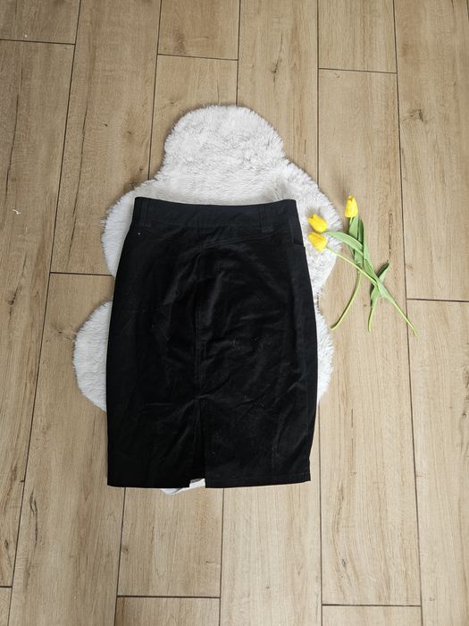 Spódnica dopasowana obcisła  czarna kieszenie s  rozciecie