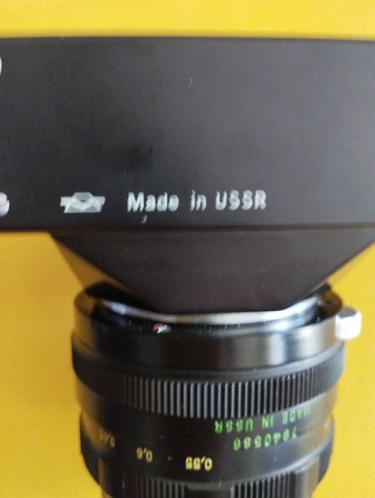 Câmara Fotográfica "ZENIT -EM"