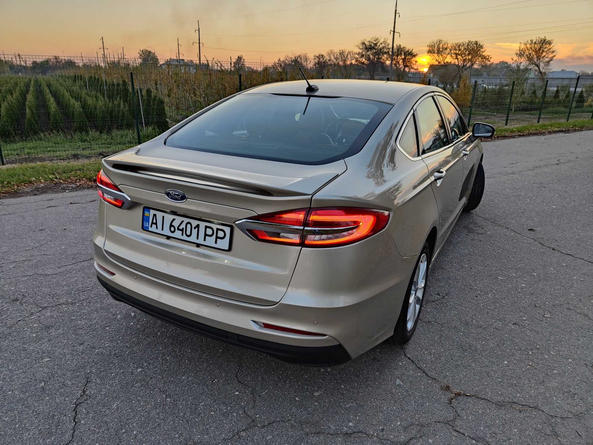 Ford Fusion Energy PlugIn Hybrid Titanium