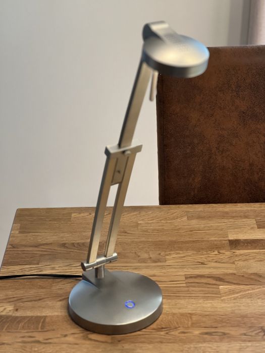 Lampka biurkowa srebrny mat