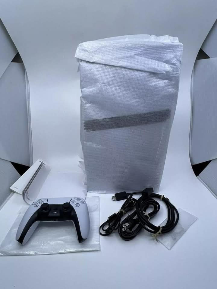 Продам playstation 5 pro 2tb