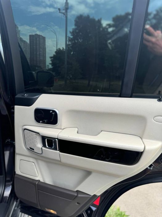Продам Land Rover Rang Rover 3.6d (2010)