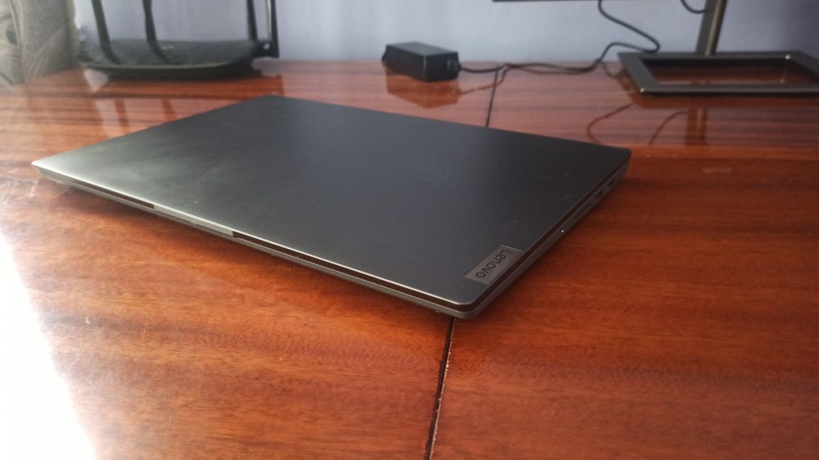 Ноутбук Lenovo IdeaPad 5 15ALC05 Graphite Grey - відмінний стан