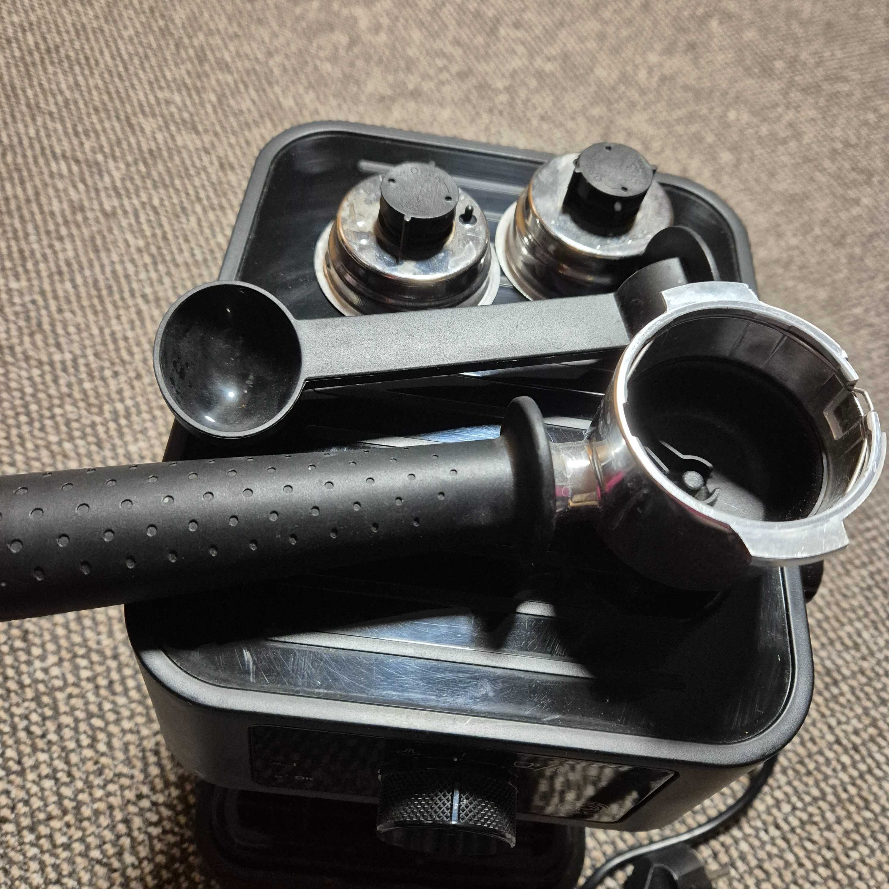 Ekspres do kawy Delonghi Stilosa EC230