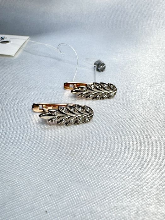 Зрлоті сережки  з діамантами