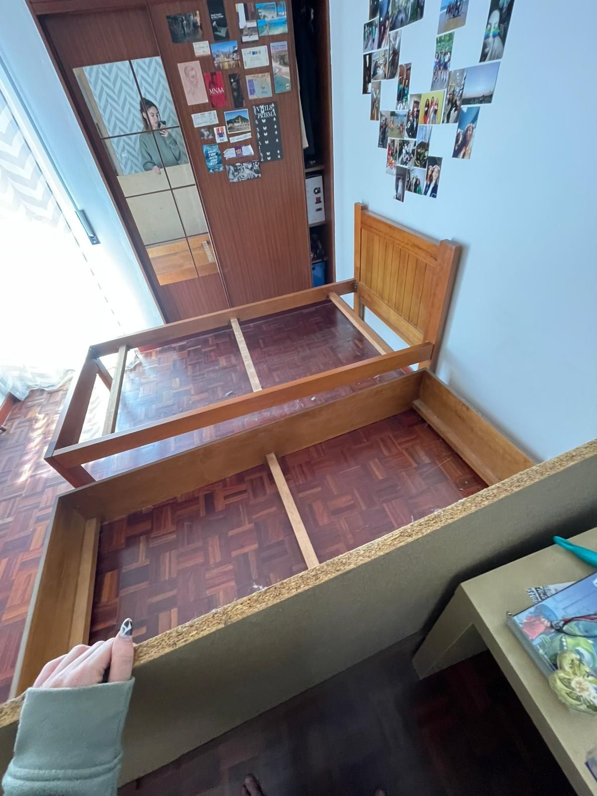 Cama solteiro em pinho