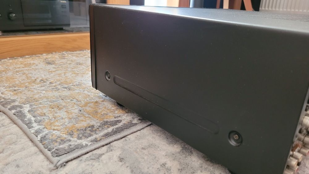 Amplituner ONKYO