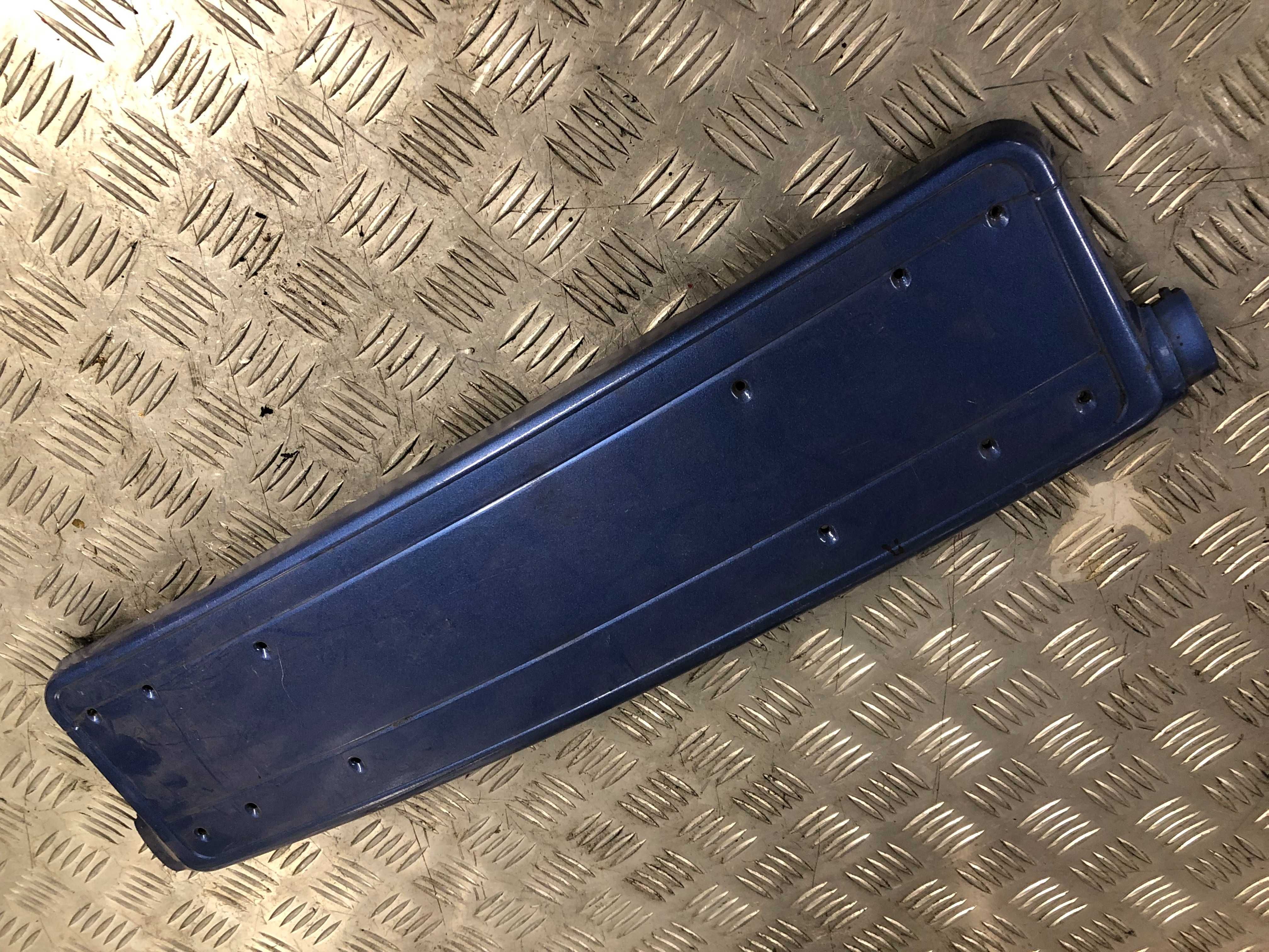 Listwa ramka podkładka pod tablicę rejestracyjną Bmw E46