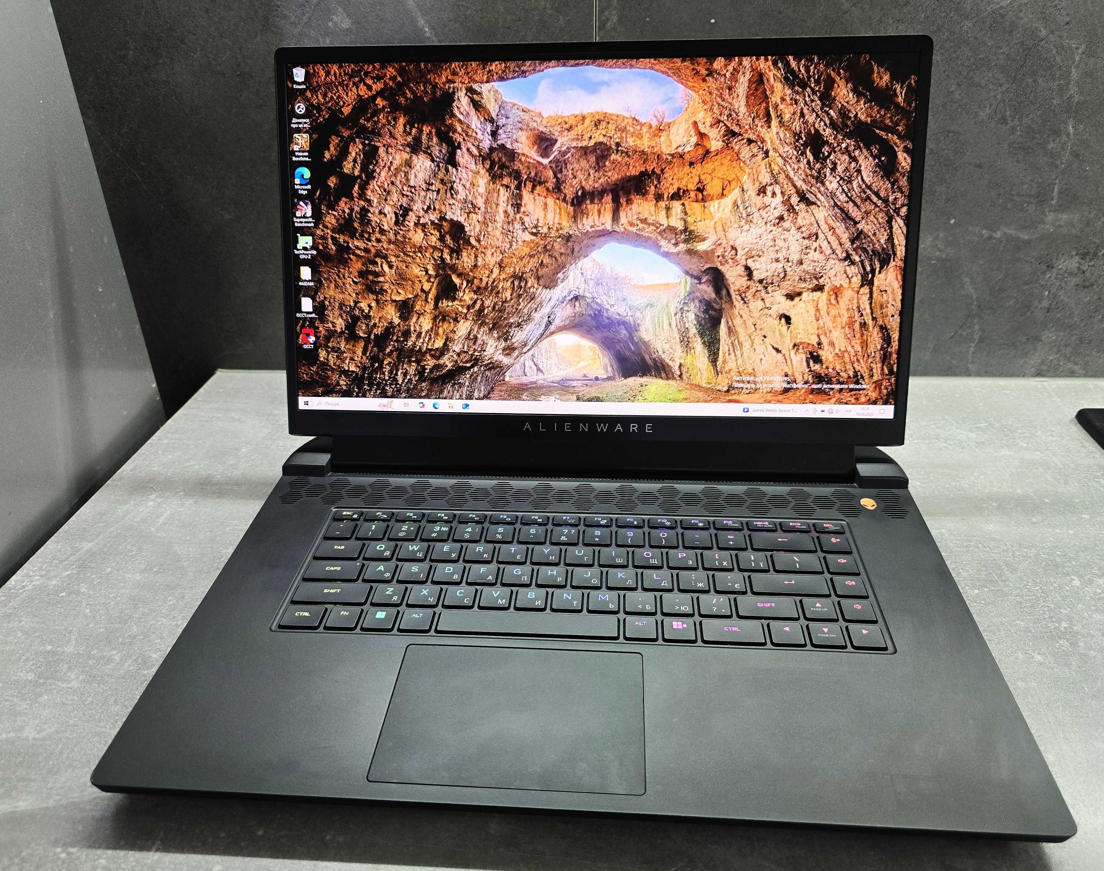 Ігрова ноутбук Dell Alienware M17 R5/Ryzen 9 PRO/RTX 3070ti 150W/32Gb