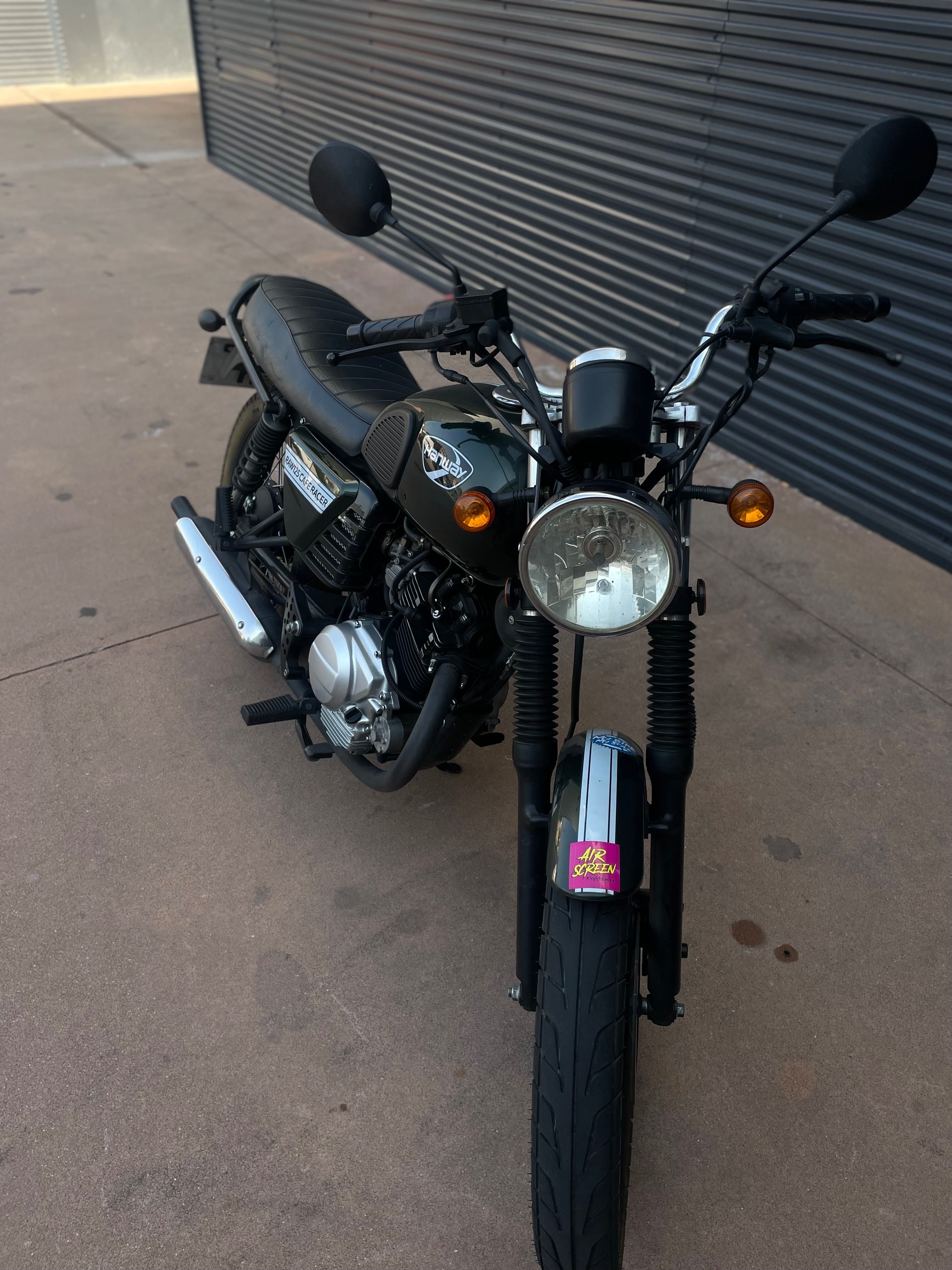 Hanway Café racer 125