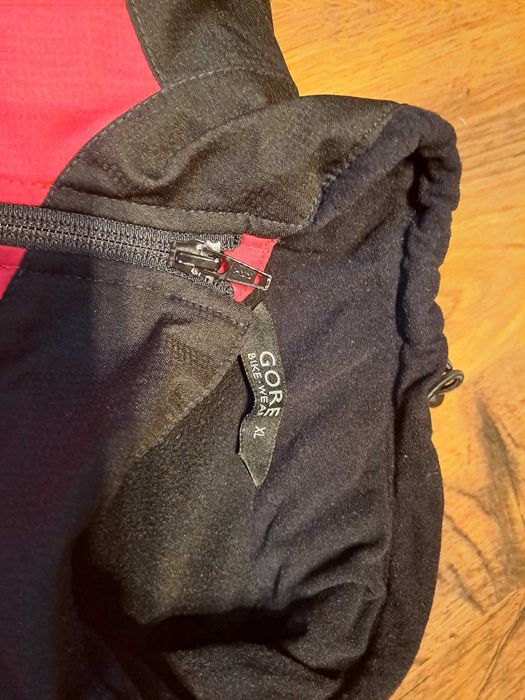 Gore Bike Wear kurtka rowerowa. Windstoper