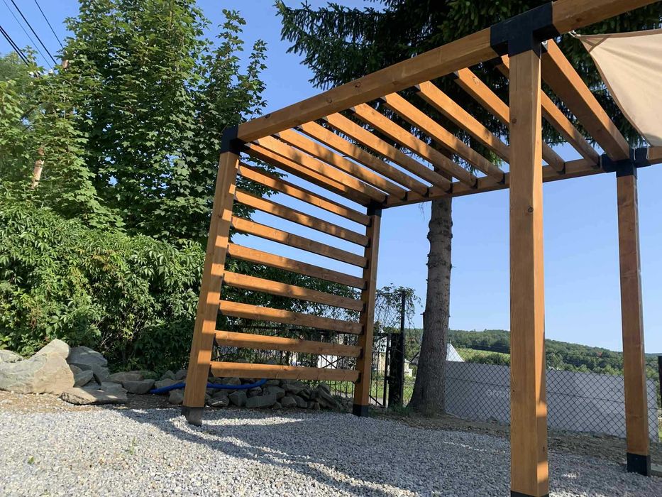 Nowoczesna pergola ogrodowa KVH 120x120 z lamelami – 3x3, modułowa