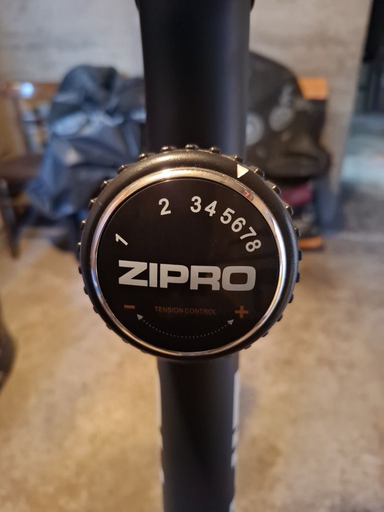 Rowerek stacjonarny Zipro Beat Rs.