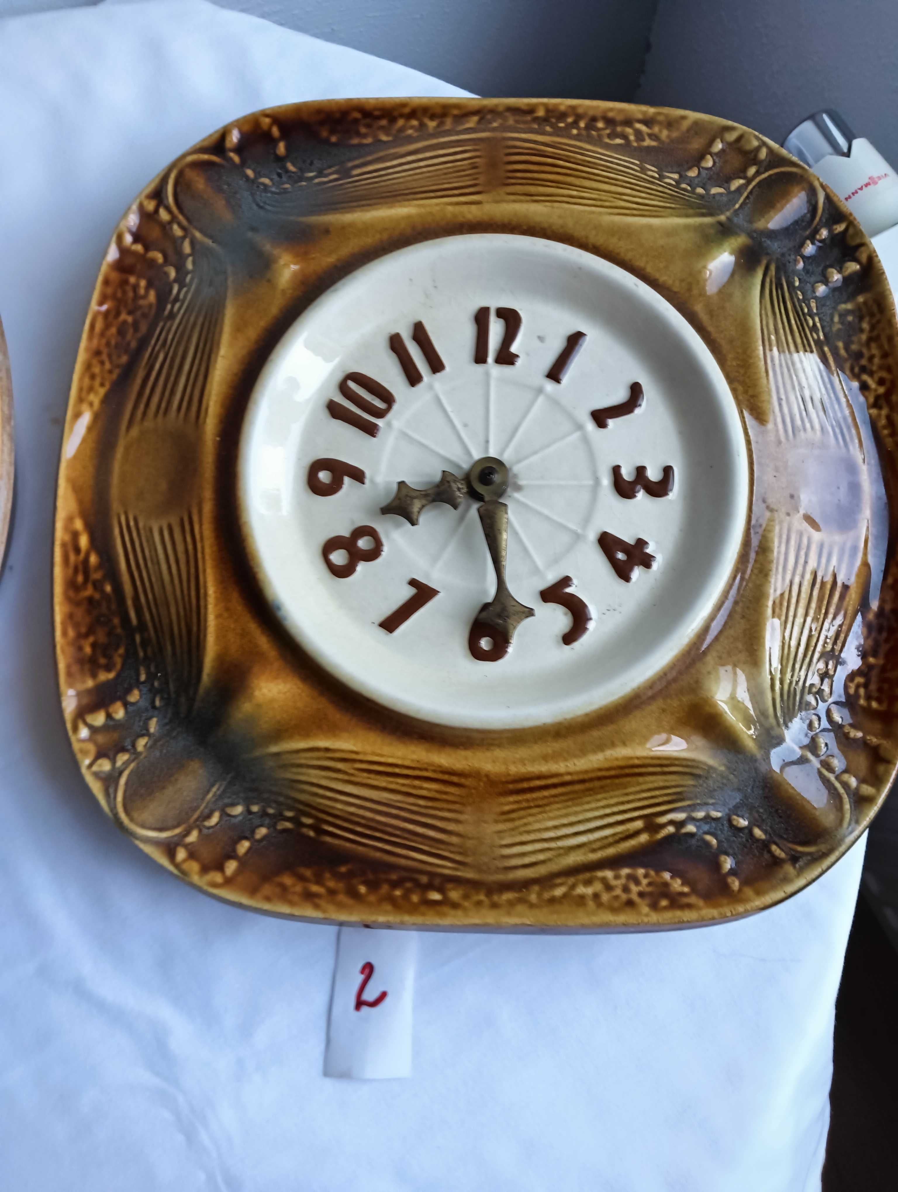 Stare zegary ceramika - Mirostowice na chodzie- Brak pozycji nr 2