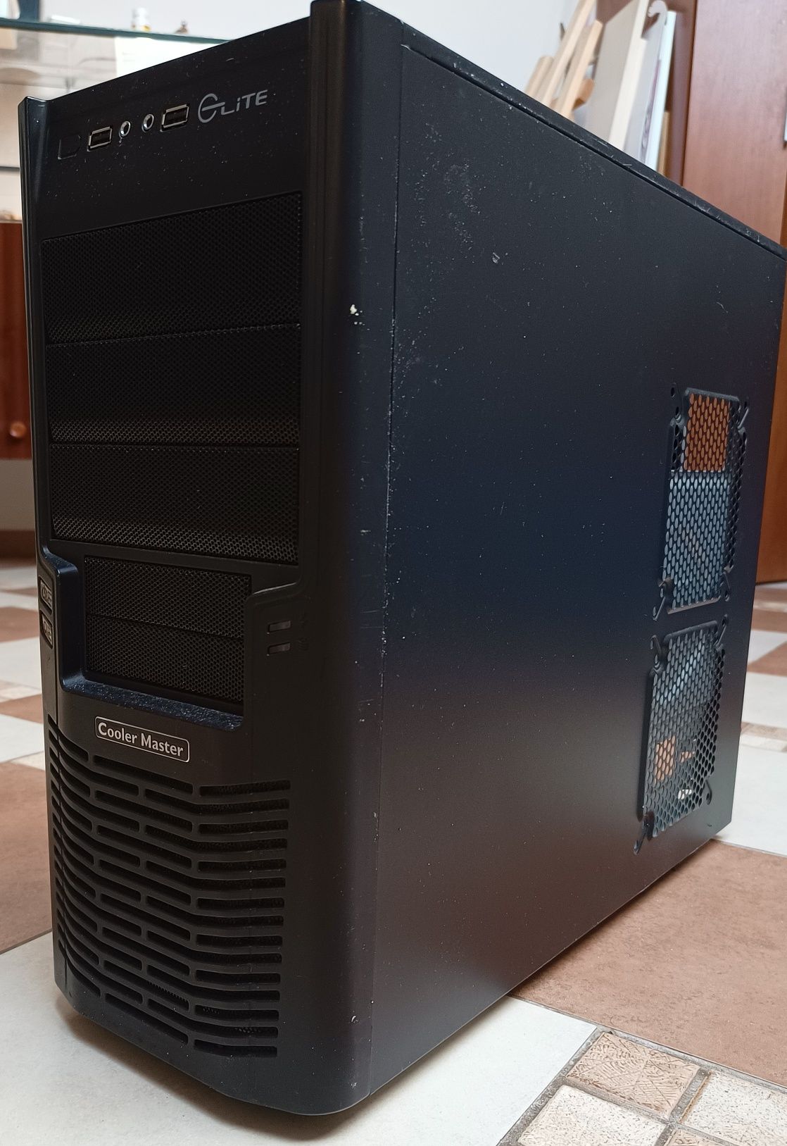 Obudowa MIDI tower do komputera Coolermaster Elite bez okna