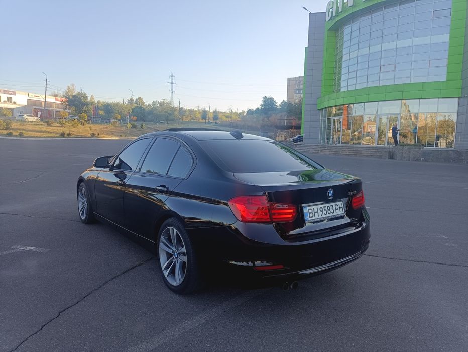 BMW f30 328i хорошая комплектация!!