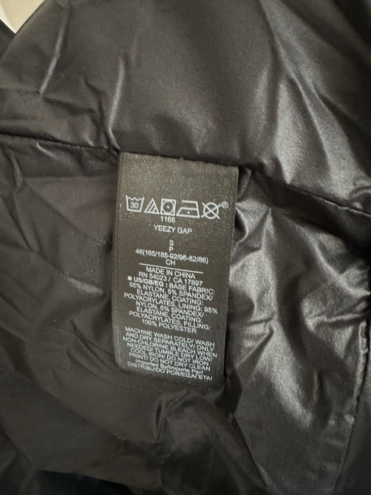 Yeezy Gap Engineered By Balenciaga  Long black round jacket  Size: S,M