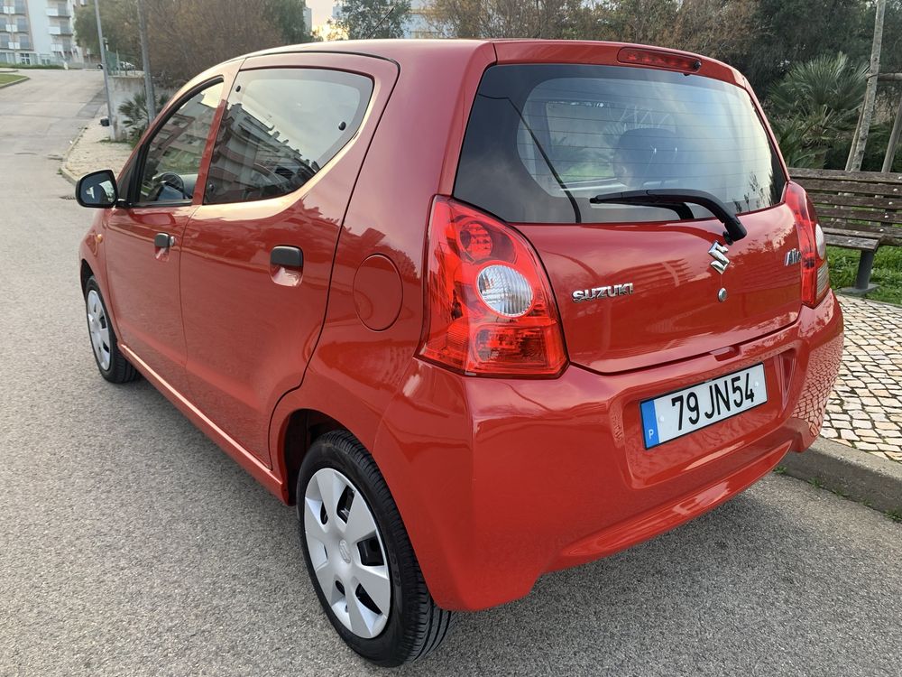 49 mil km * Suzuki 1.0 * 67 cv * 4 Pneus Novos * Histórico de Revisões