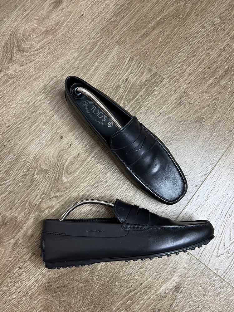 Продам БОМБЕЗНІ чоловічі мокасини Tod’s Moccasin Leather