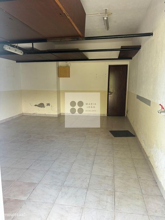 Excelente Garagem, 21m2, Rua sem saida, Oportunidade