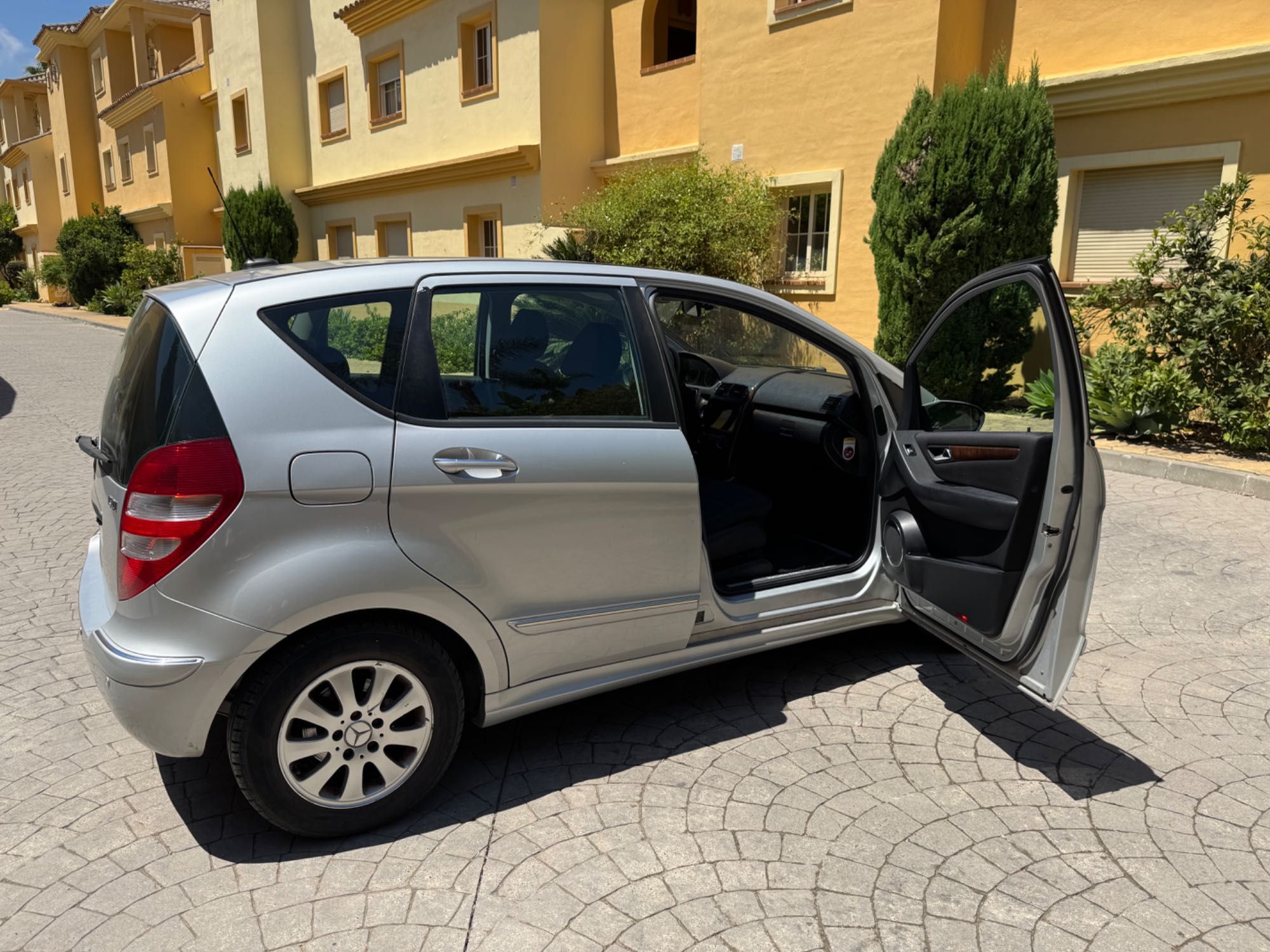 Mercedes A180 2.0 CDI Elegance Automático - trocar embraiagem