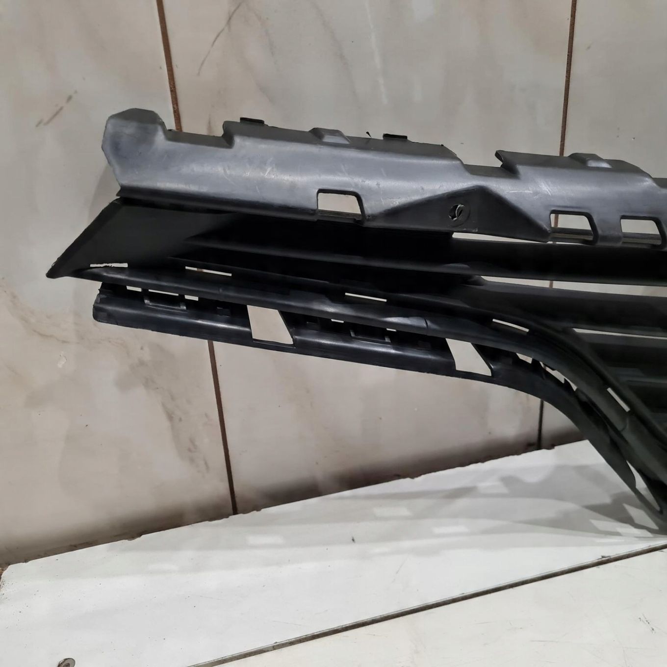 RENAULT CAPTUR 13-19 ATRAPA GRILL