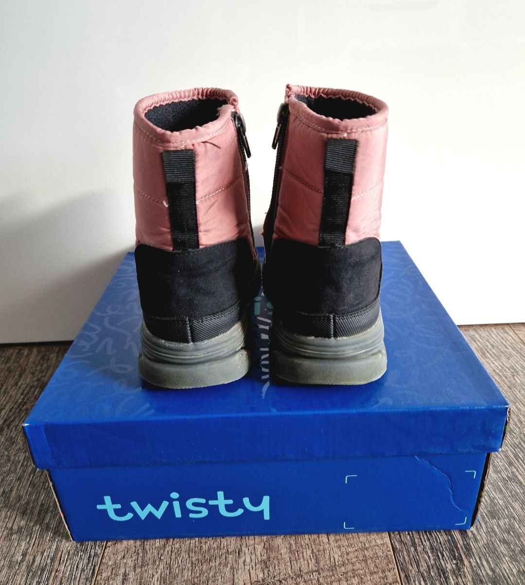 Buty zimowe Twisty CCC 33 botki dziewczęce ocieplane śniegowce