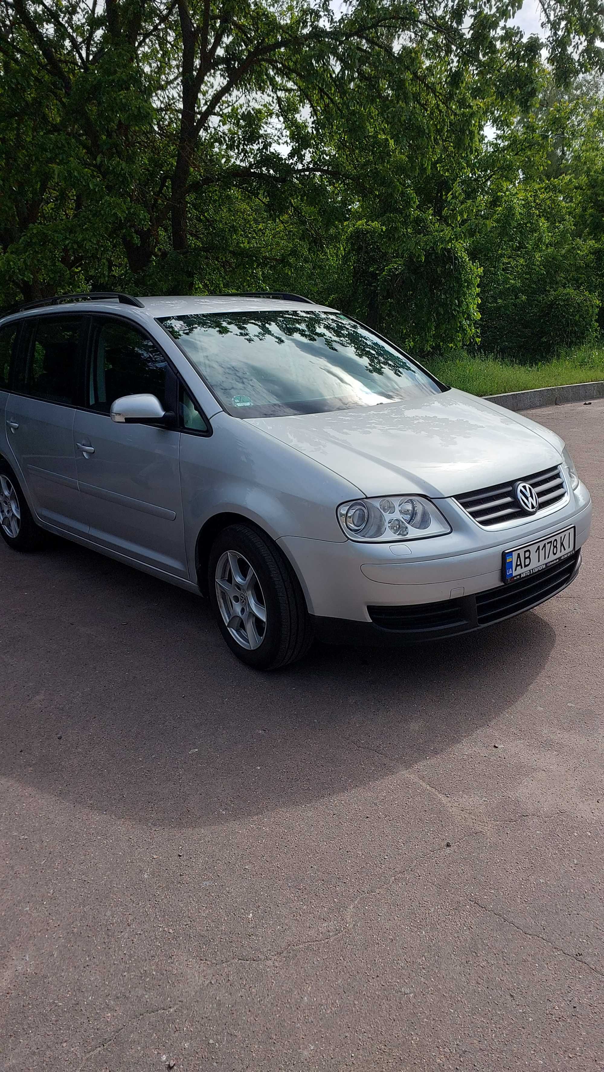 Volkswagen TOURAN 2.0 TDI 2006р автомат DSG6