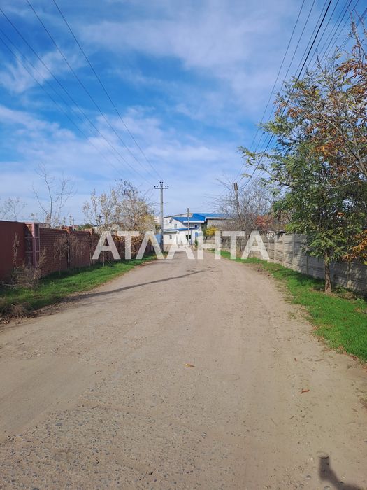 Участок 20 соток в Черноморке под коммерцию