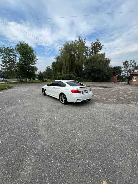 Авто під виплату BMW 4 Series 2014 року