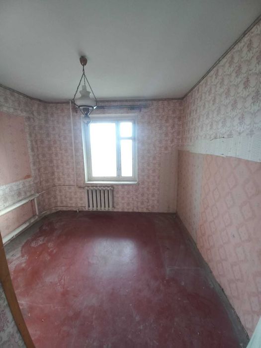 Трикімнатна покращенка на Садах