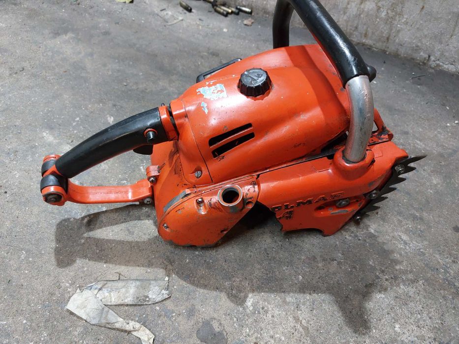 Sprzedam zabytkową piłę spalinową